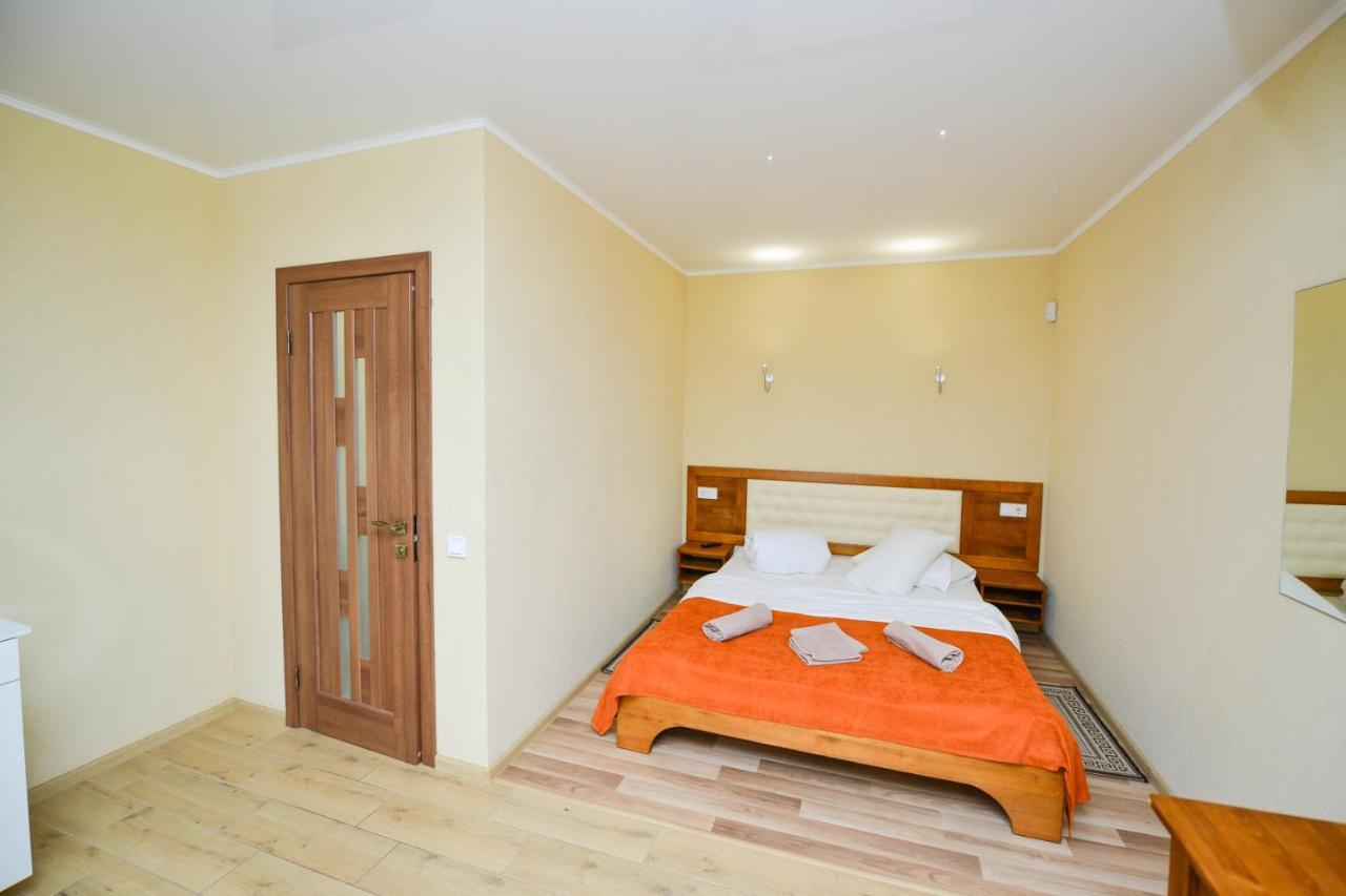Forest Hotel Polis'ke Exterior foto