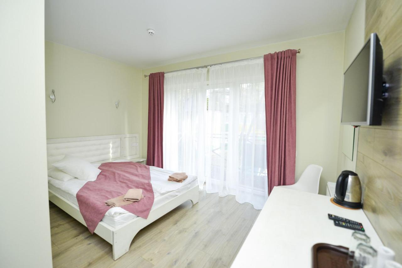 Forest Hotel Polis'ke Exterior foto